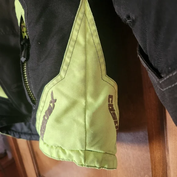 Youth Bolt Castle Jacket - Picture 5 of 16